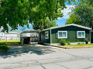 2600 N Hill Field Rd #27, Layton, UT 84041