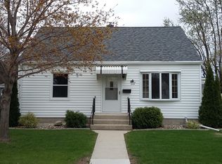 504 E 10th St, Fond Du Lac, WI 54935