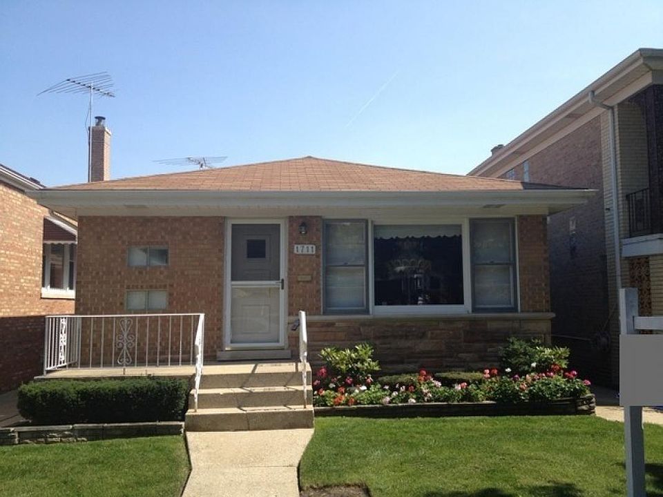 1st image of 1711 N 75th Ave