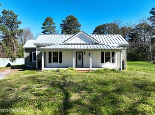 203 E South St, Fremont, NC 27830