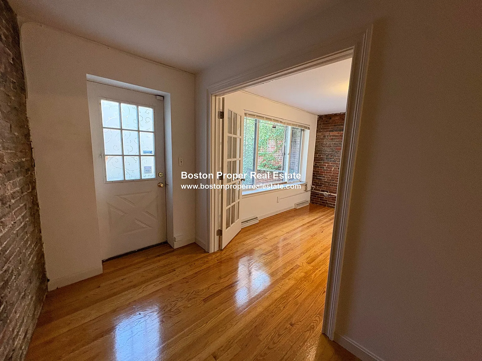3 bed, 1.5 bath, 1500 sqft, $5,000 — Photo 3