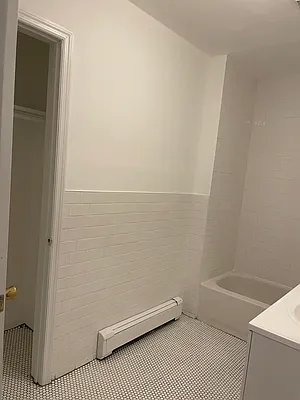 Rented by Moving Forward Real Estate NYC | media 37