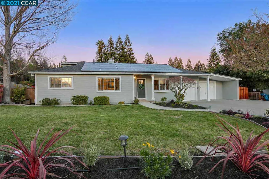 108 Plaza Ct photo 1