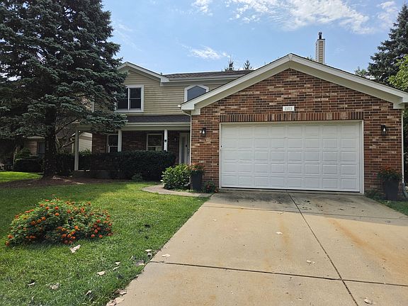 2nd image of 2103 E Seminole Ln