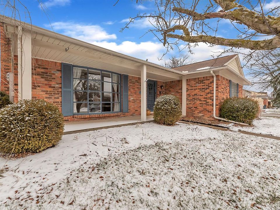 1st image of 1113 Trevino Dr