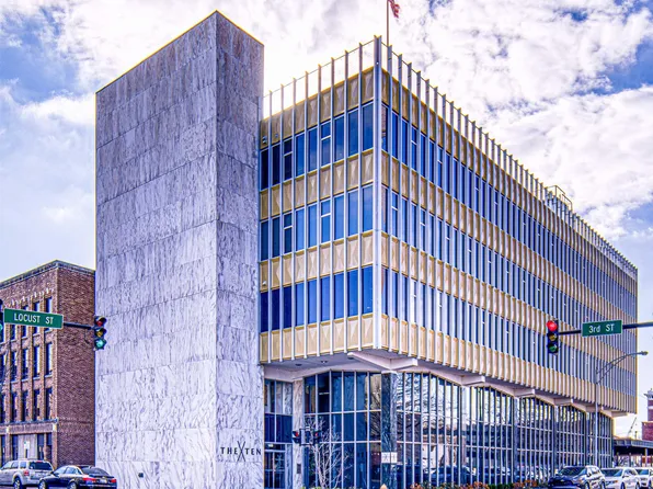 101 SE 3rd St APT 2C, Evansville, IN 47708