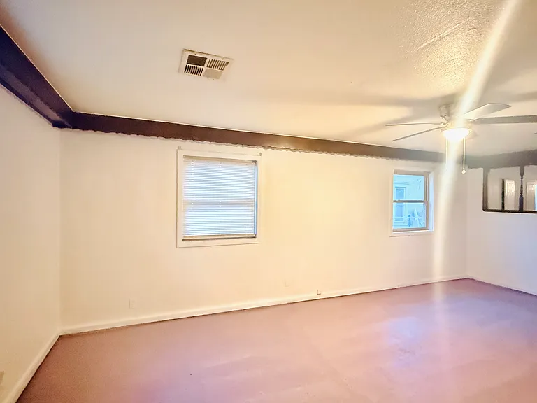 430 N Aydelotte Ave #A — Photo 1