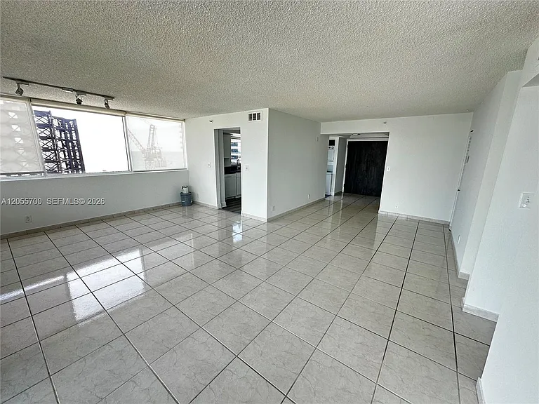 3411 Indian Creek Dr #1101 — Photo 10