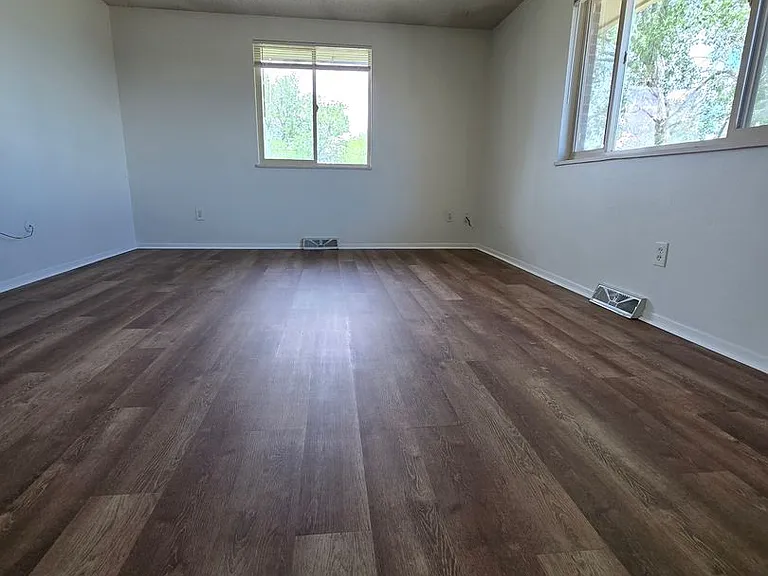 37077 Northwest Dr — Photo 8