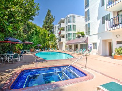 8530 Holloway Dr APT 203, West Hollywood, CA, 90069