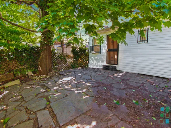 131 Hall Street image 1 of 8