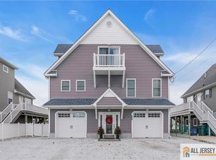 125 N Burgee Dr, Little Egg Harbor, NJ 08087