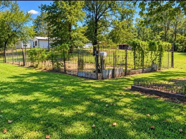 370 Stagecoach Rd, Coldspring, TX 77331