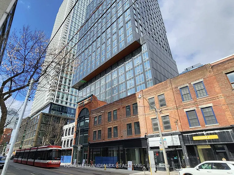 100 Queen St E #1005 — Photo 1