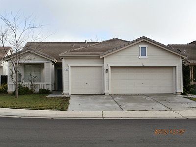 1st image of 10 Hiller Ct