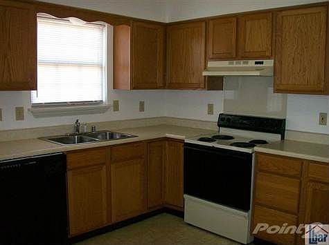 3rd image of 717 Pioneer Ln
