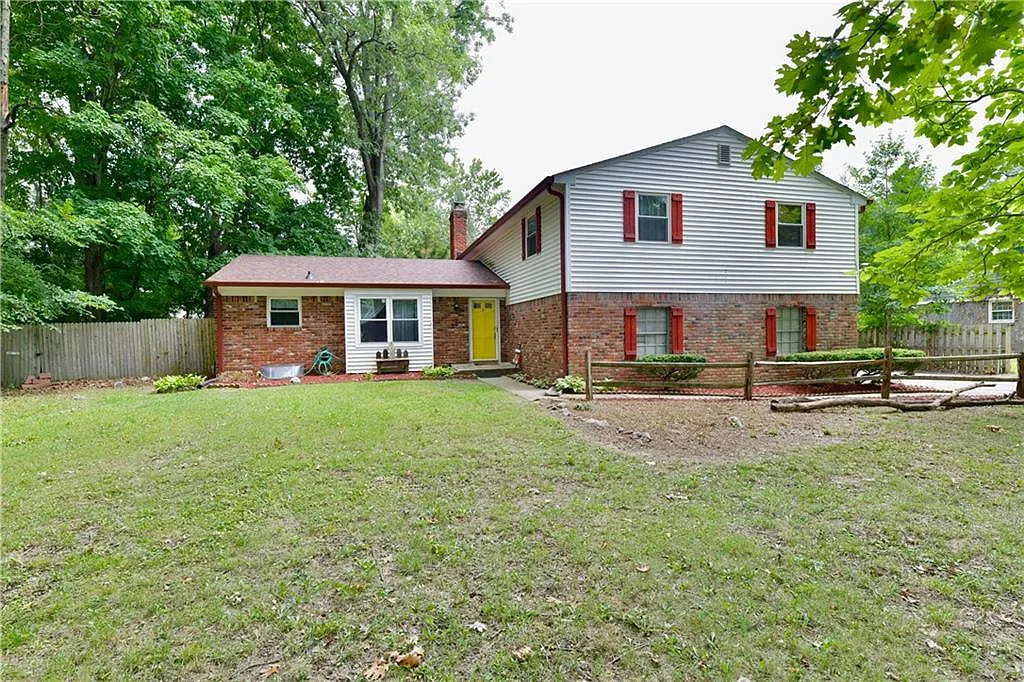 9119 Kenwood Dr photo 1