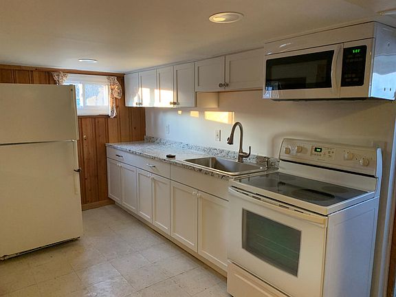 Freshly remodeled kitchen
