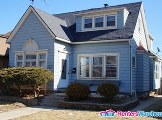 2730 N 46th St, Milwaukee, WI 53210