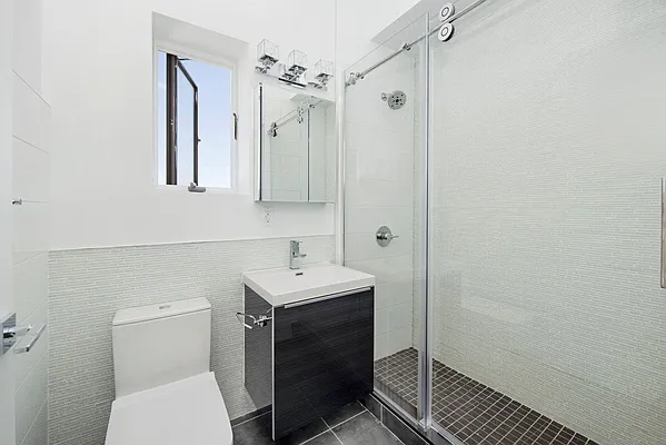 Rented by Keller Williams NYC | media 19