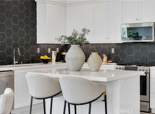 1669 W Lincoln Ave Unit 102, Anaheim, CA