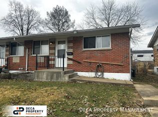 214 Carrington Ln UNIT B, Saint Louis, MO