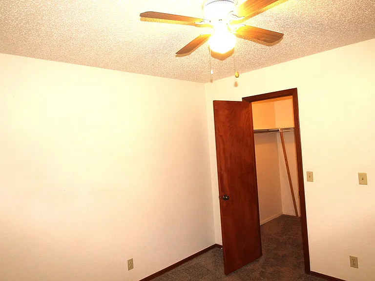 336 Chalmette Dr — Photo 19