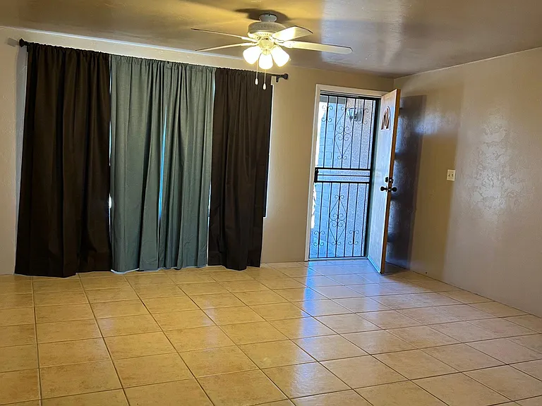 6027 S Lostan Ave — Photo 8