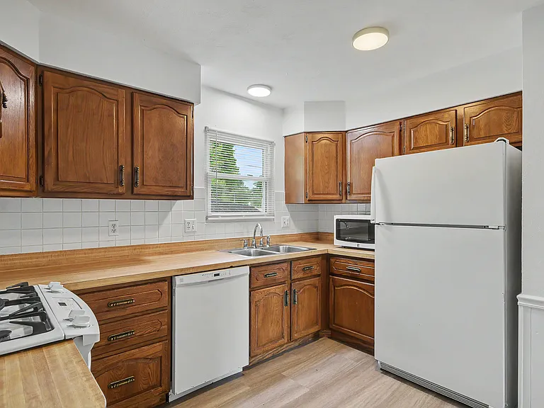 11247 Fawnhaven Dr — Photo 6