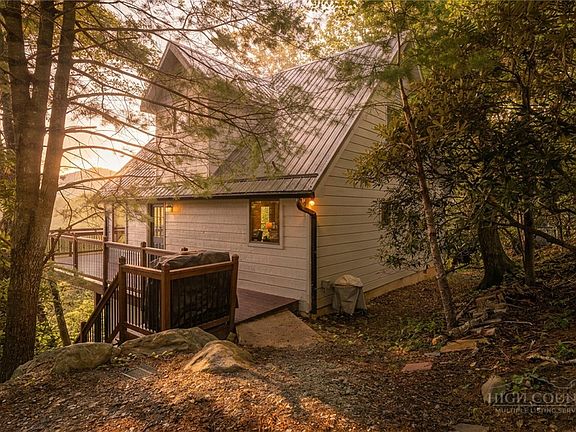 4th image of 329 Deer Run Road