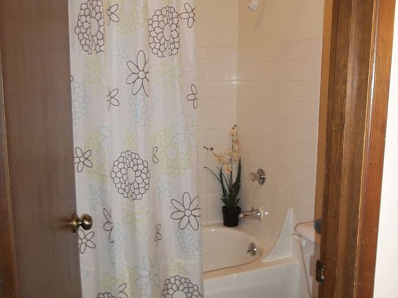 4th image of 13407 Greenwood Ave N APT 117C