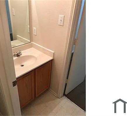 1444 Castle Ridge Rd — Photo 14