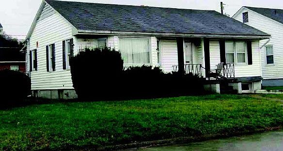 1st image of 72 Ernst Ave
