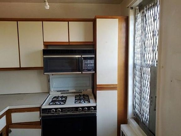 5th image of 8409 155th Ave APT 5N