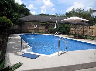 820 Highpoint Cir, Mobile, AL 36693