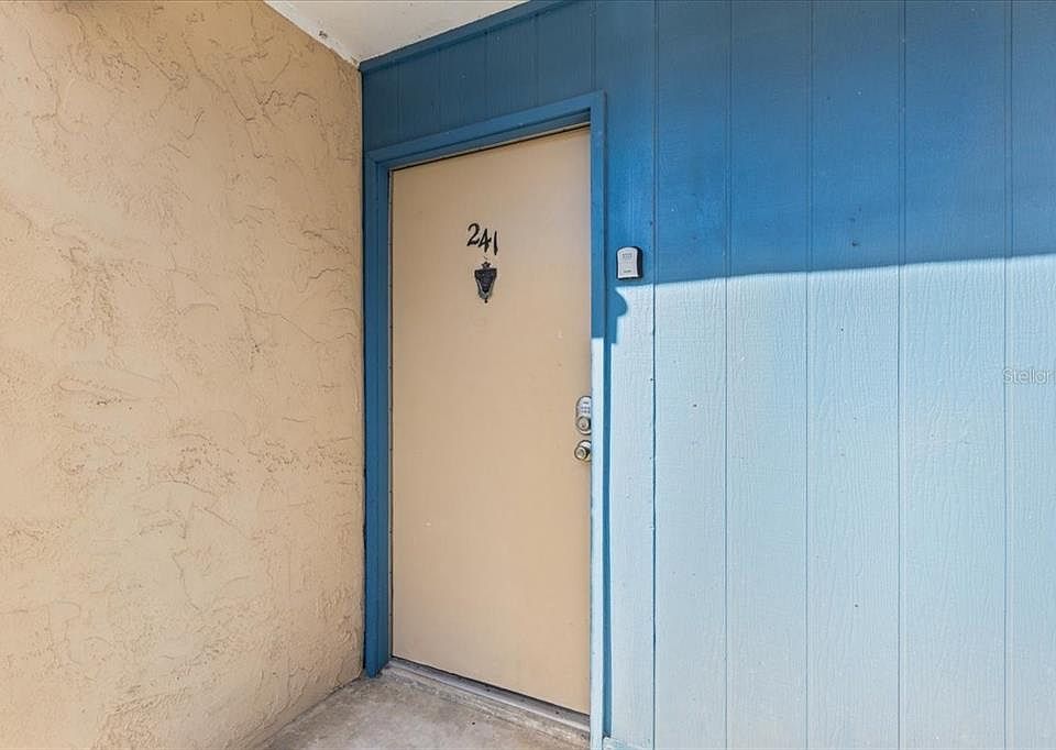 1st image of 2811 SW Archer Rd APT Z241