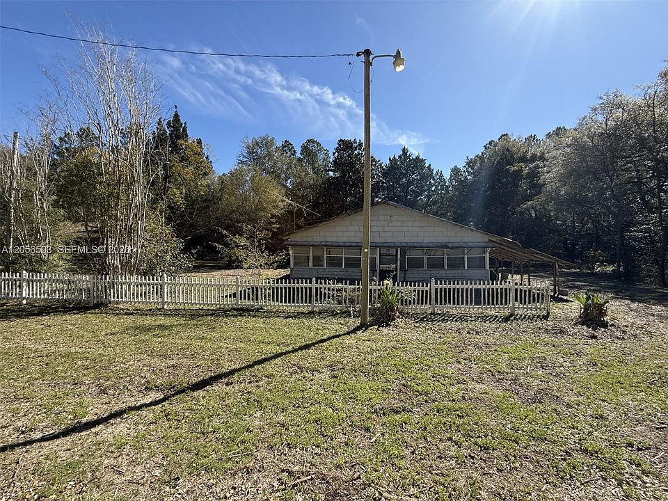 2nd image of 5911 SW 250th Other City In The State