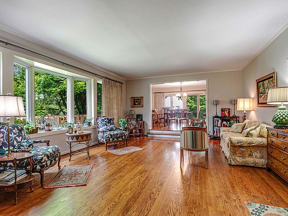 4th image of 1191 S Estate Ln