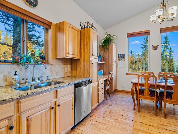 3rd image of 48 Teton Trail