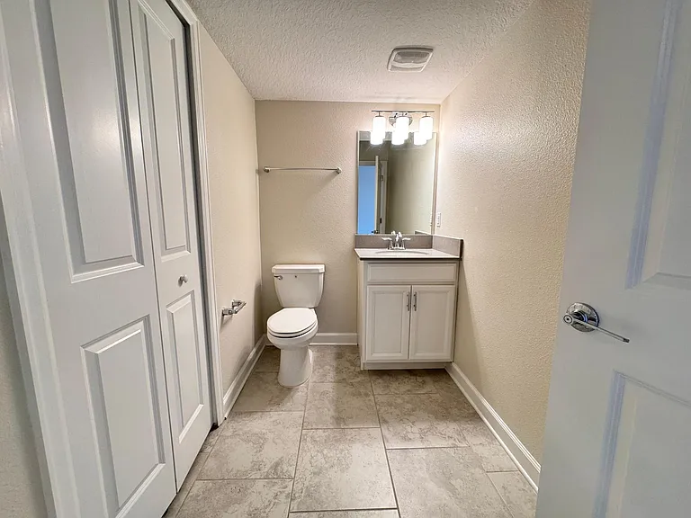 1252 Royal Street George Blvd — Photo 14
