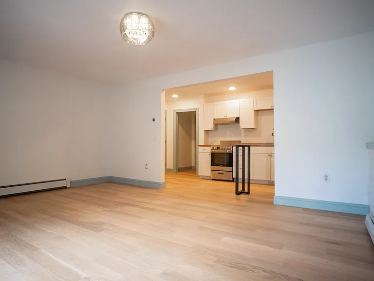25 Exeter Rd #B — Photo 11