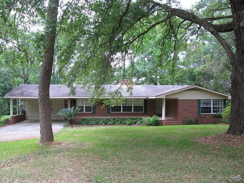 1st image of 3324 N Shore Cir