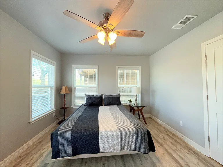 455 Louisiana Ave — Photo 20