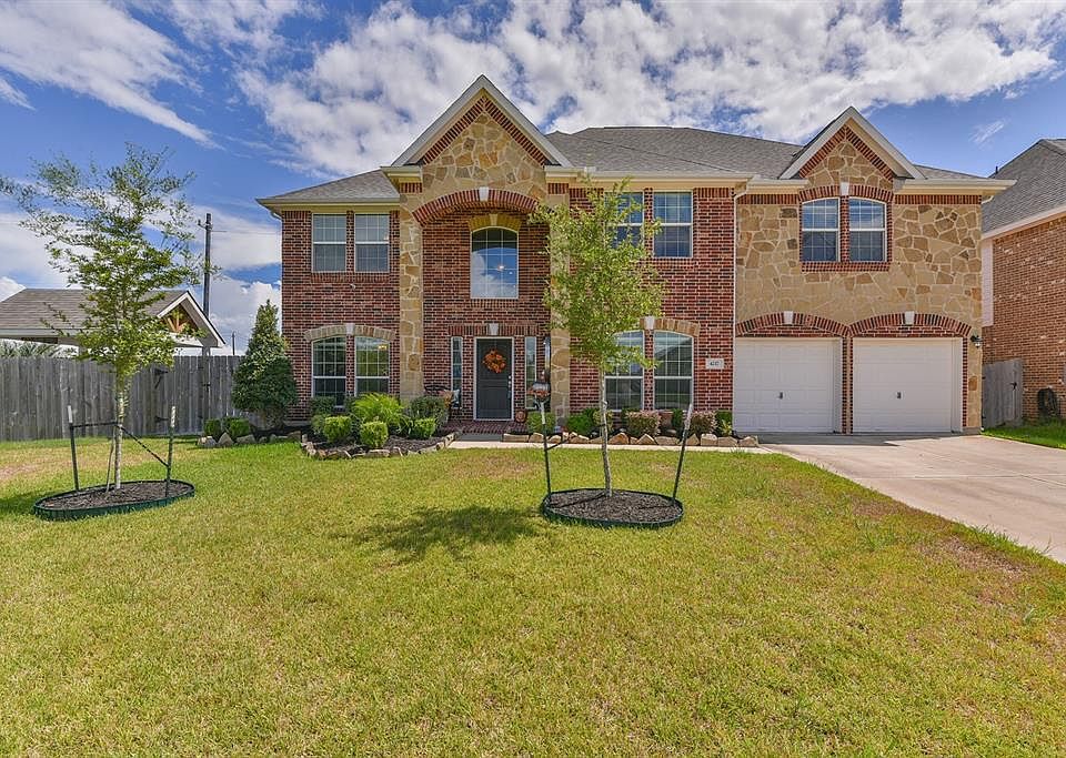 1st image of 4217 Juniper Ln