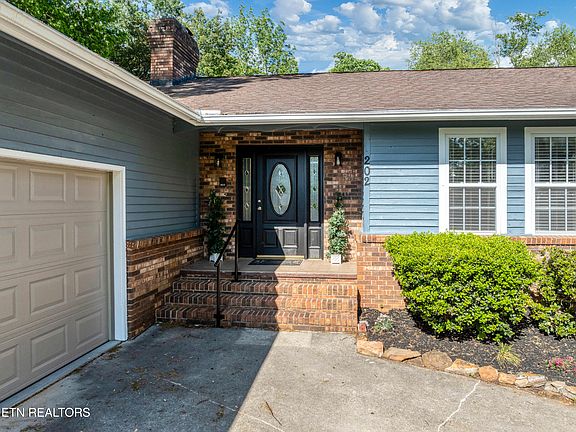 4th image of 202 Candora Rd