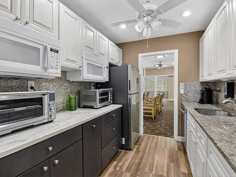 9299 Vista Del Lago #16D — Photo 28