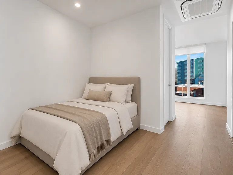29-17 40th Ave #808 — Photo 3