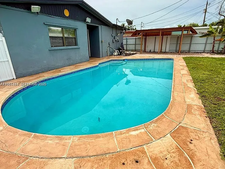2240 N 57th Way — Photo 20