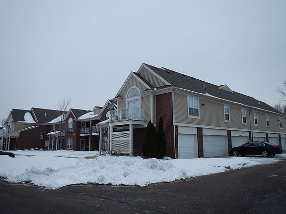 3rd image of 26937 Carrington Pl