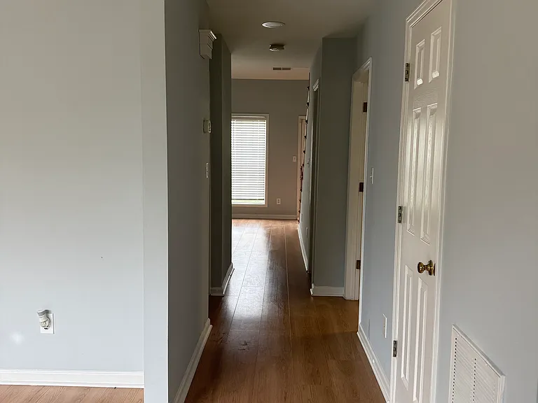 908 Northwood Hills Ave — Photo 10
